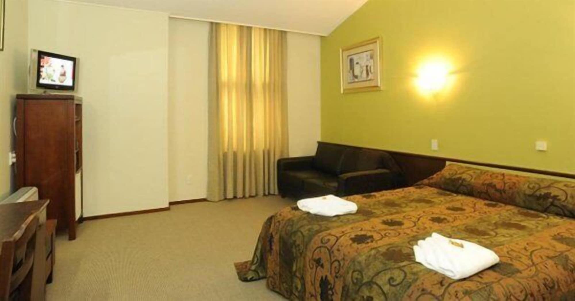 Victoria Railway Hotel Invercargill Bagian luar foto