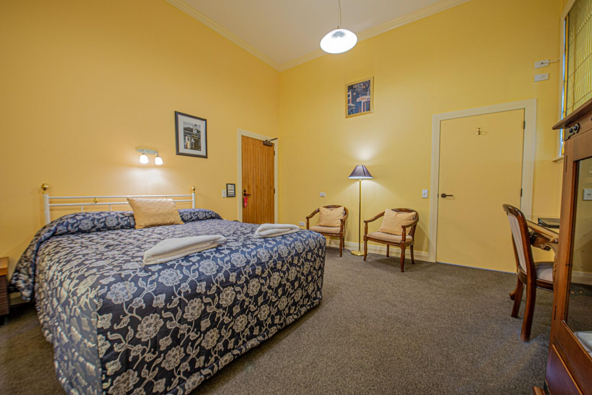 Victoria Railway Hotel Invercargill Bagian luar foto