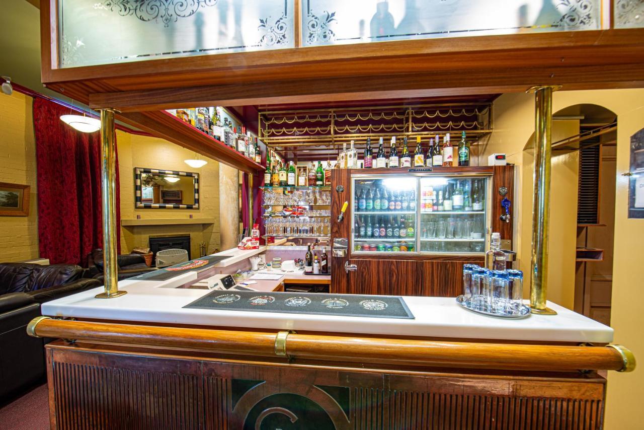 Victoria Railway Hotel Invercargill Bagian luar foto